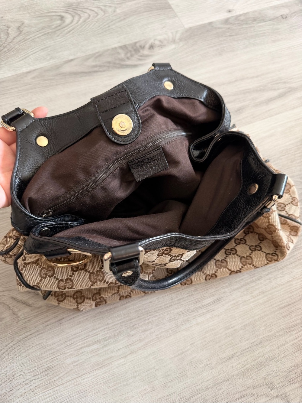 Authentic Gucci GG Monogram Canvas & Black Leather Tote Bag - Picture 3 of 6